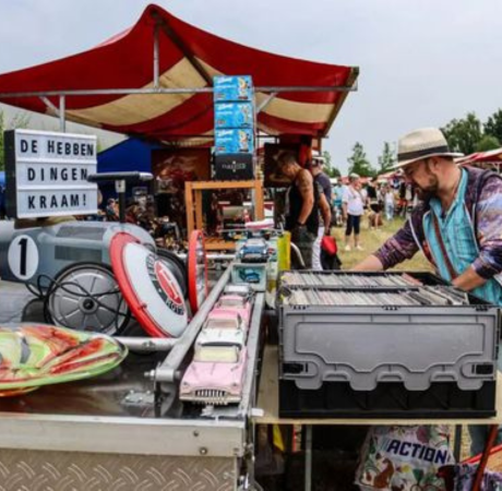 Openlucht Snuffelmarkt Veldhoven